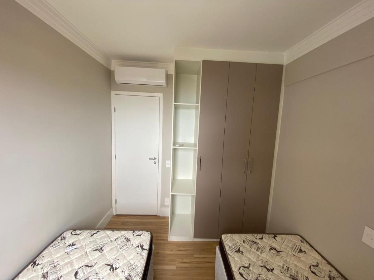 과루자 Apto 15º Andar - Varanda Vista Mar - Enseada 아파트 외부 사진